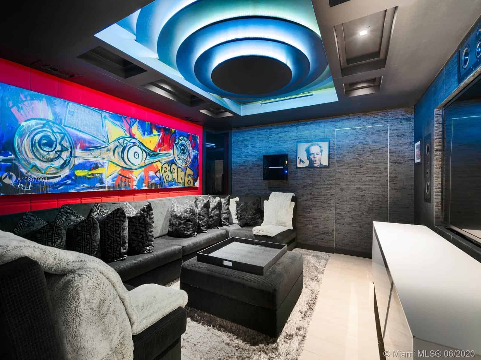 125 Ocean Dr. U-0201, Miami Beach, FL, 33139