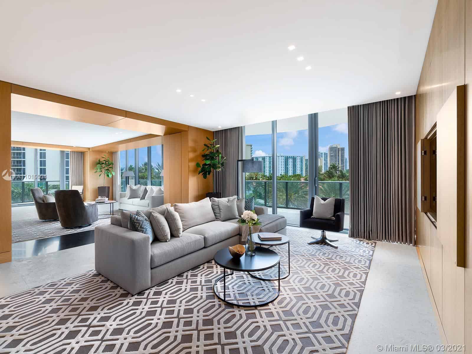 19575 Collins Ave 3, Sunny Isles Beach, Florida 33160-2297