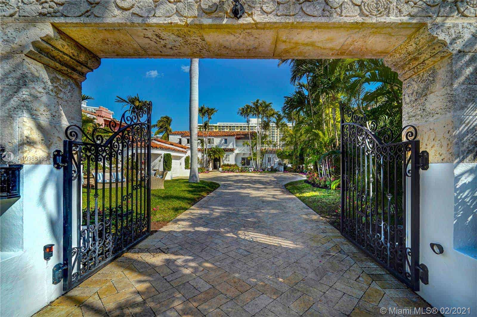 5661 PINE TREE DR, MIAMI BEACH, FL 33140