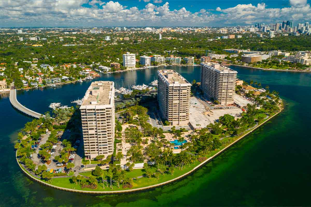 Best Gated Communities in Coconut Grove