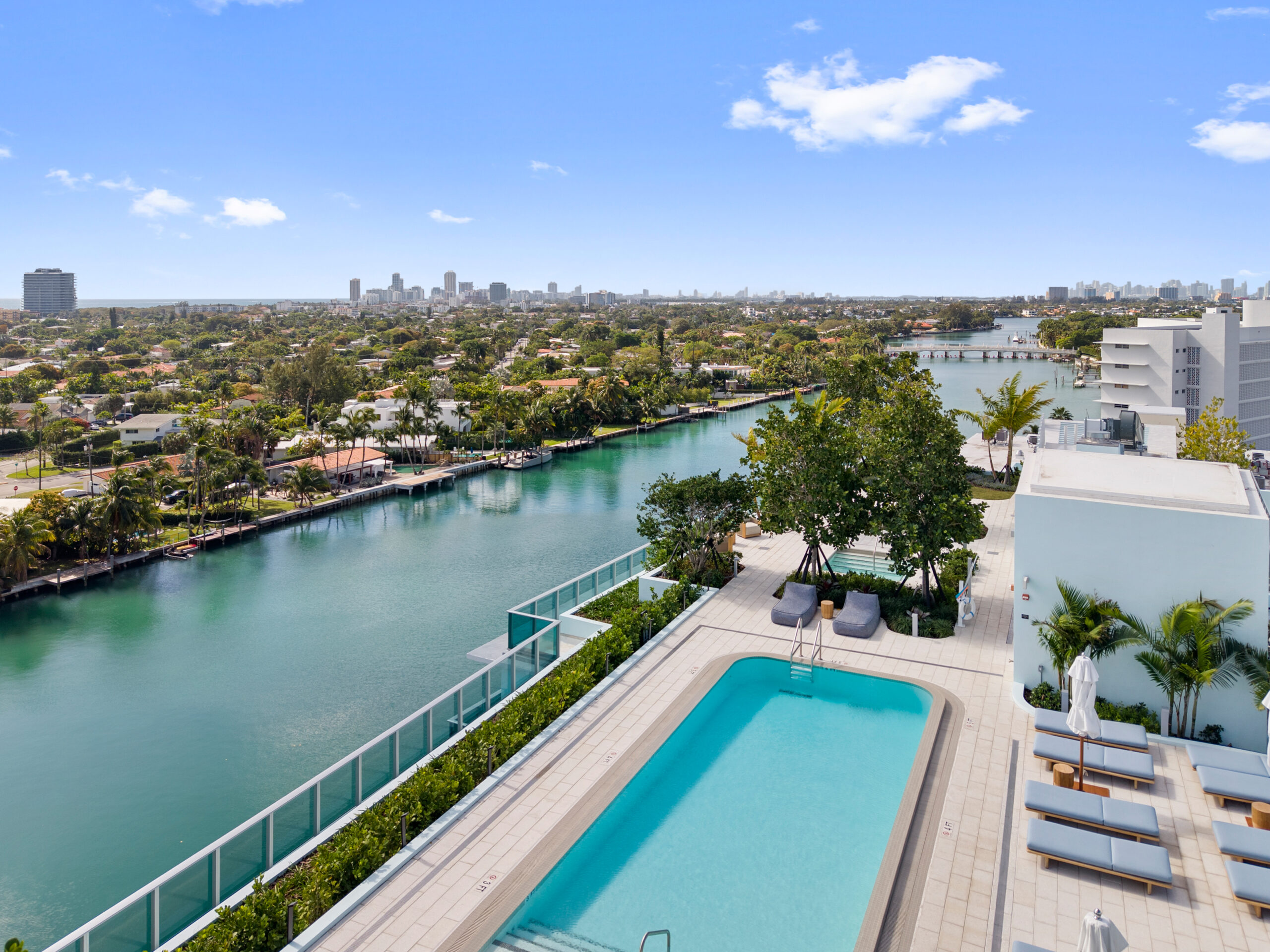 Rooftop pool and sun deck at Baia North Miami condos for sale