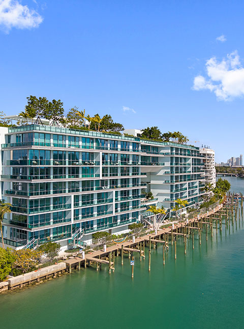 La Baia South Images