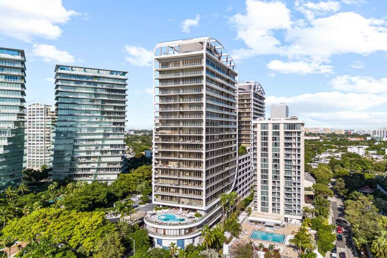 Luxury in Coconut Grove