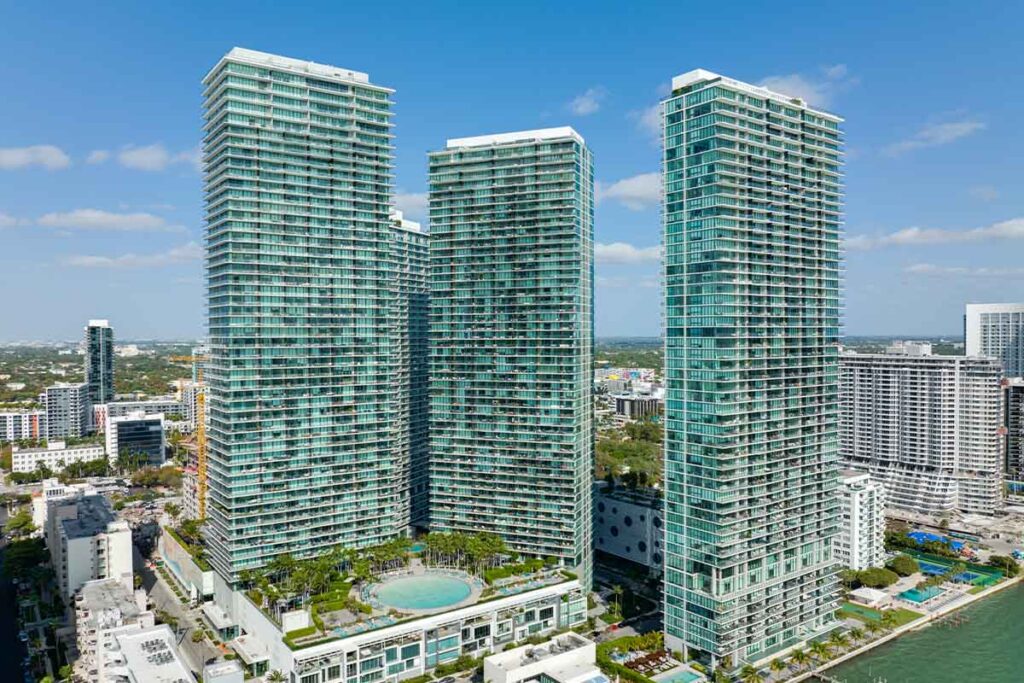 Gran Paraiso Condominium Miami