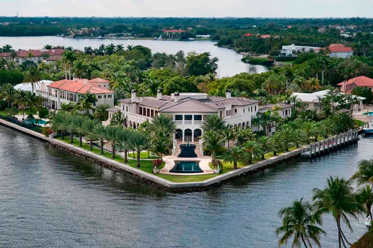 Deering Bay