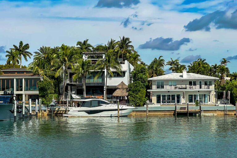 The Complete Guide to Luxury Real Estate Miami