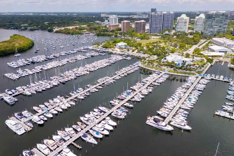 Top 6 Gated Communities in Coconut Grove