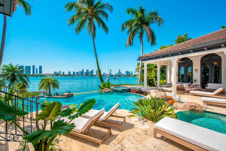 Top 8 Gated Communities in Palm Beach