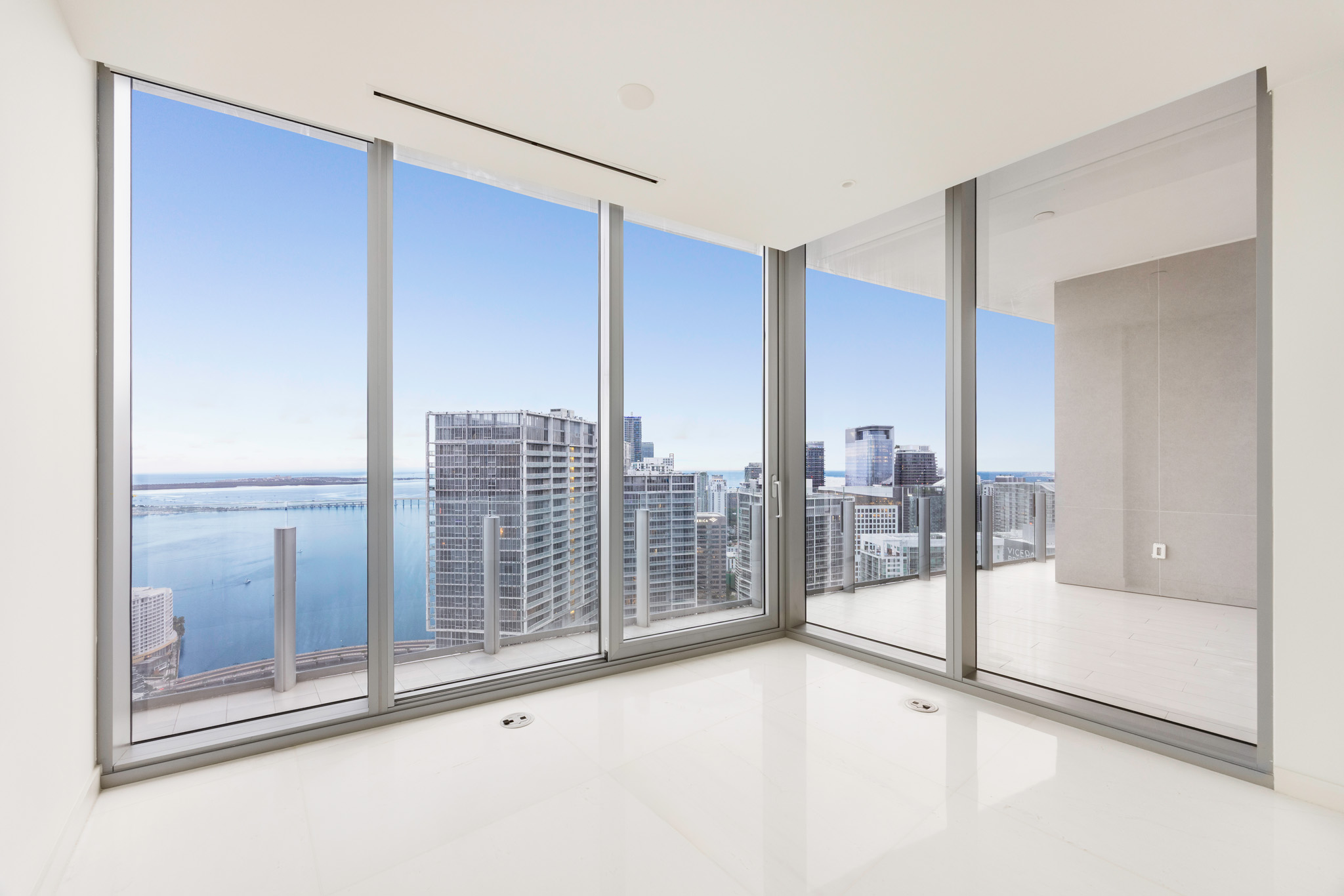 Aston Martin Residences #5205W 17 Aston Martin Residences #5205W