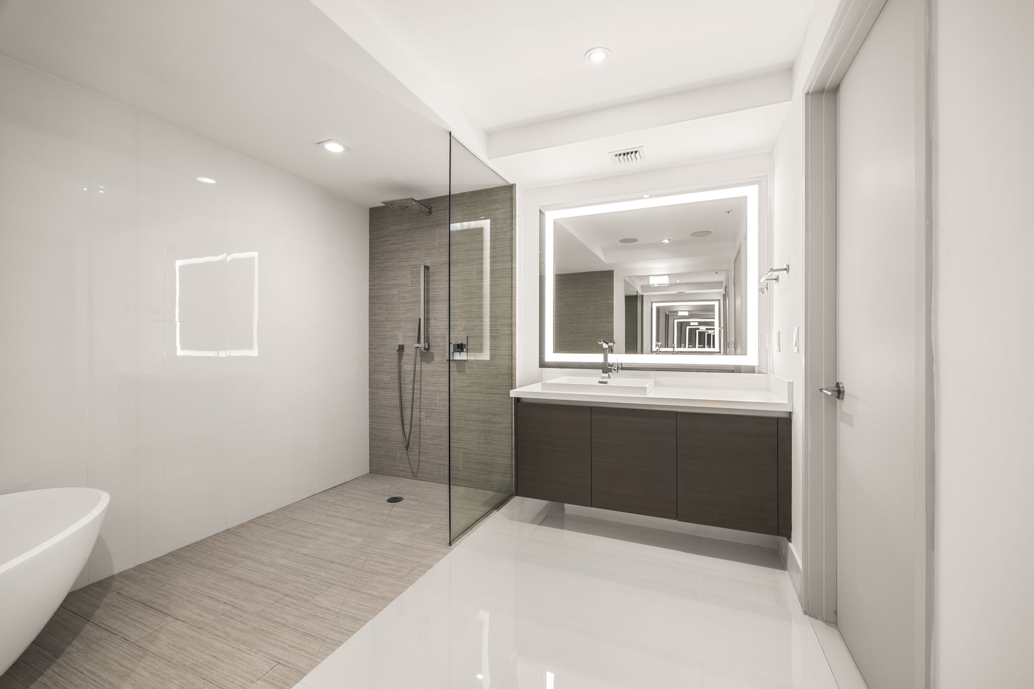 Parque Towers #4-2202