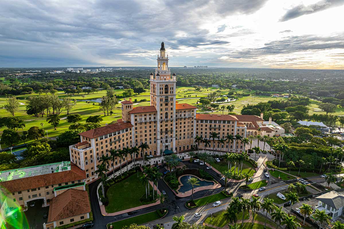 What Do Exclusive Real Estate Agents Miami Clients Trust Help Them Evaluate